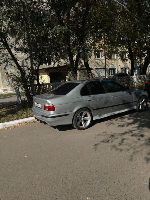 Продам бмв е39 рест