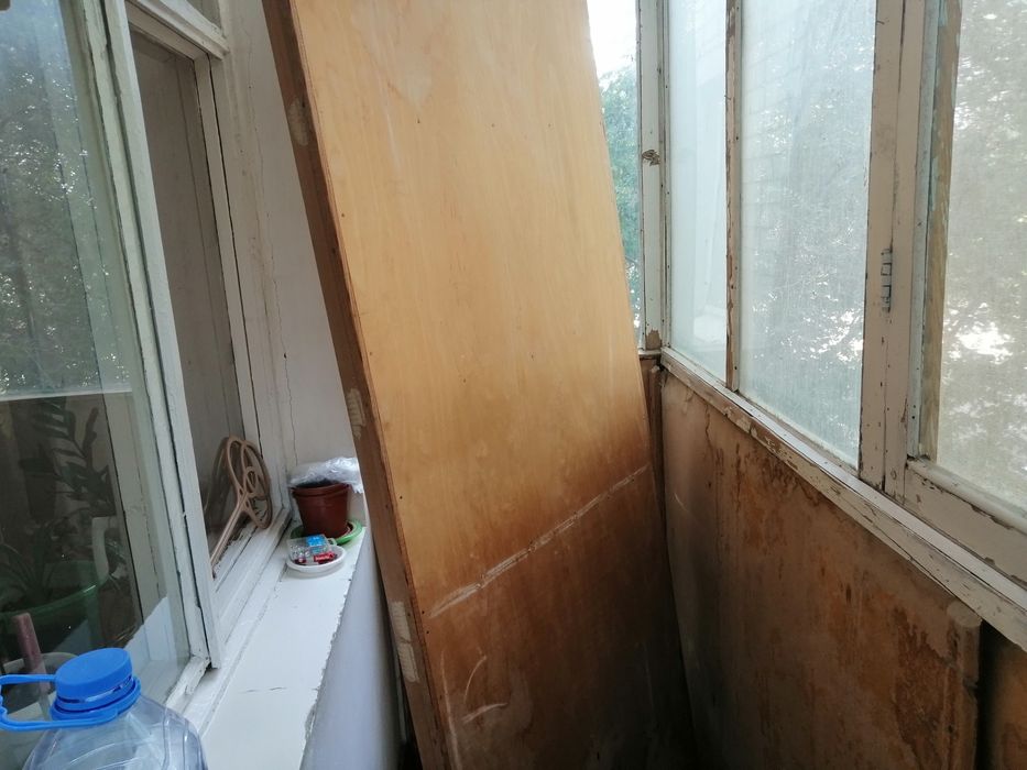 Продам стол/жер стол/ качественный.