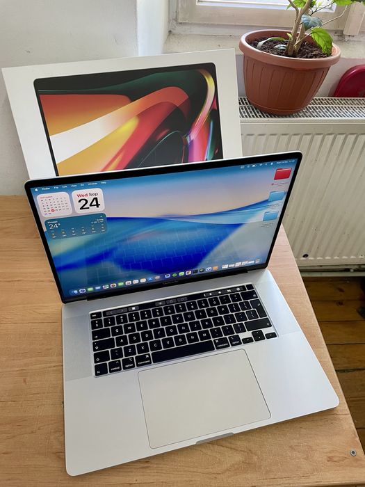 Macbook PRO 16 inch 2019 i7 16GB 512GB
