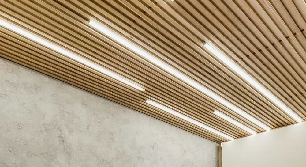 Светильник линейный LED для реечного потолка, ширина 5см профильный