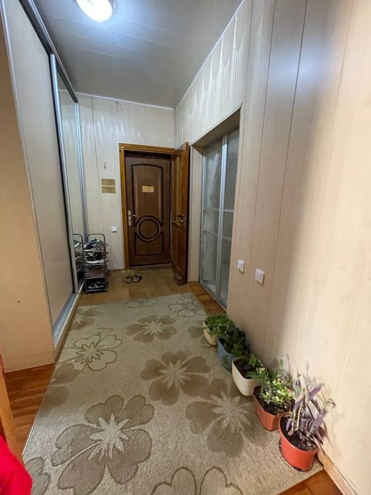 Срочно продается квартира 3/4/5 в Сергели 1 улица рувд 78м² 65000$
