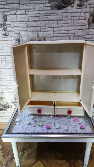 Продаю навесной шкавчик