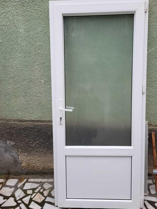 Usa de interior stare foarte buna