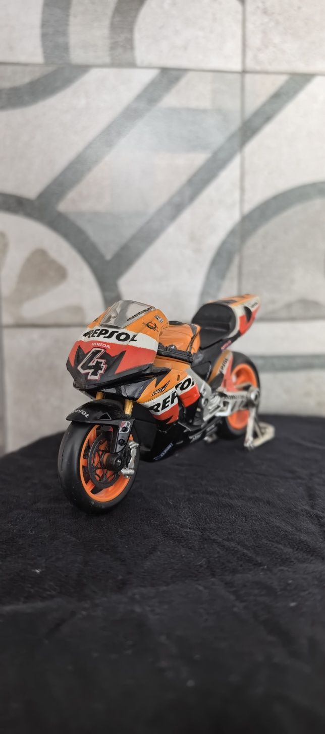 Мотори Motogp Maisto