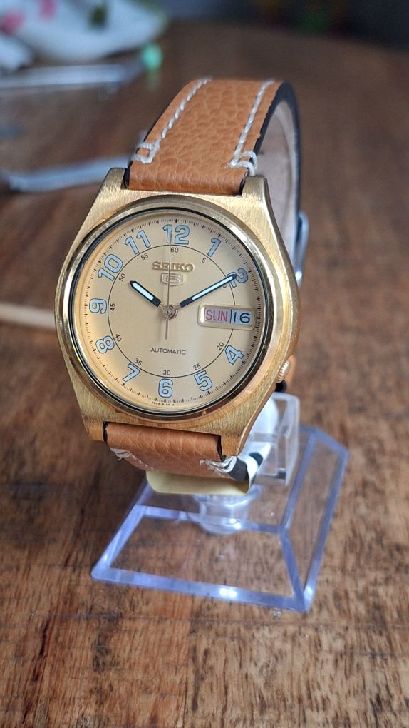Seiko 7009-5001 si 7009-3170 A2