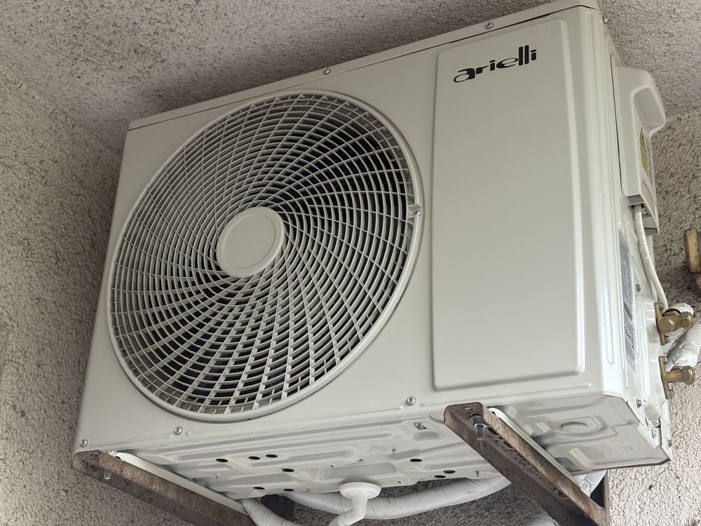 Продавам климатик ARIELLI ASW-H09B4/JDR3DI-EU (WI-FI)