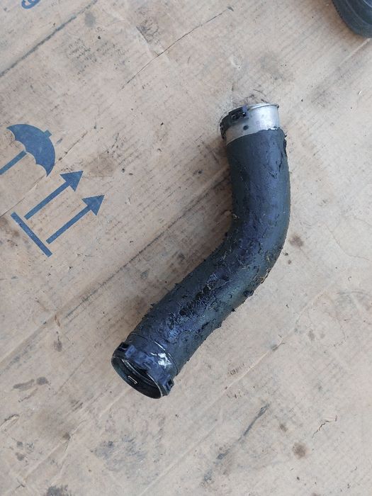 Турбо тръба Bmw f30 330d 258кс ф30 330д 258кс n57