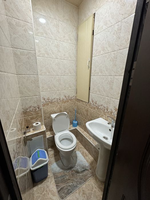 Прдается квартира 3 комнатная в центре Ташкента