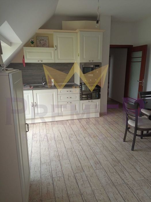 ДВУСТАЕН апартамент кв. Галата.