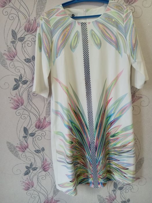 Продам женскую одежду