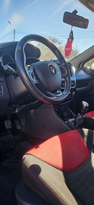 Vând. Autoturism Renault clio