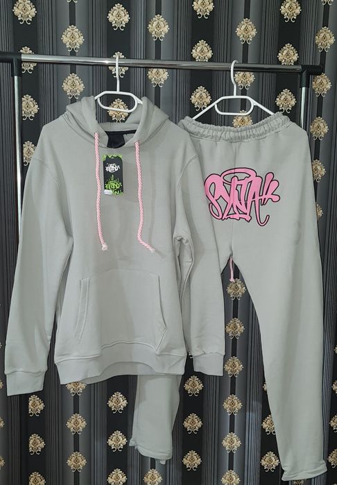 Compleu trening Syna world Central Cee / Essentials trapstar