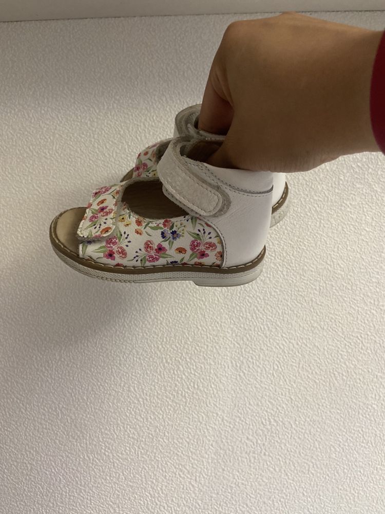 Ортопедические детские туфельки - сандали