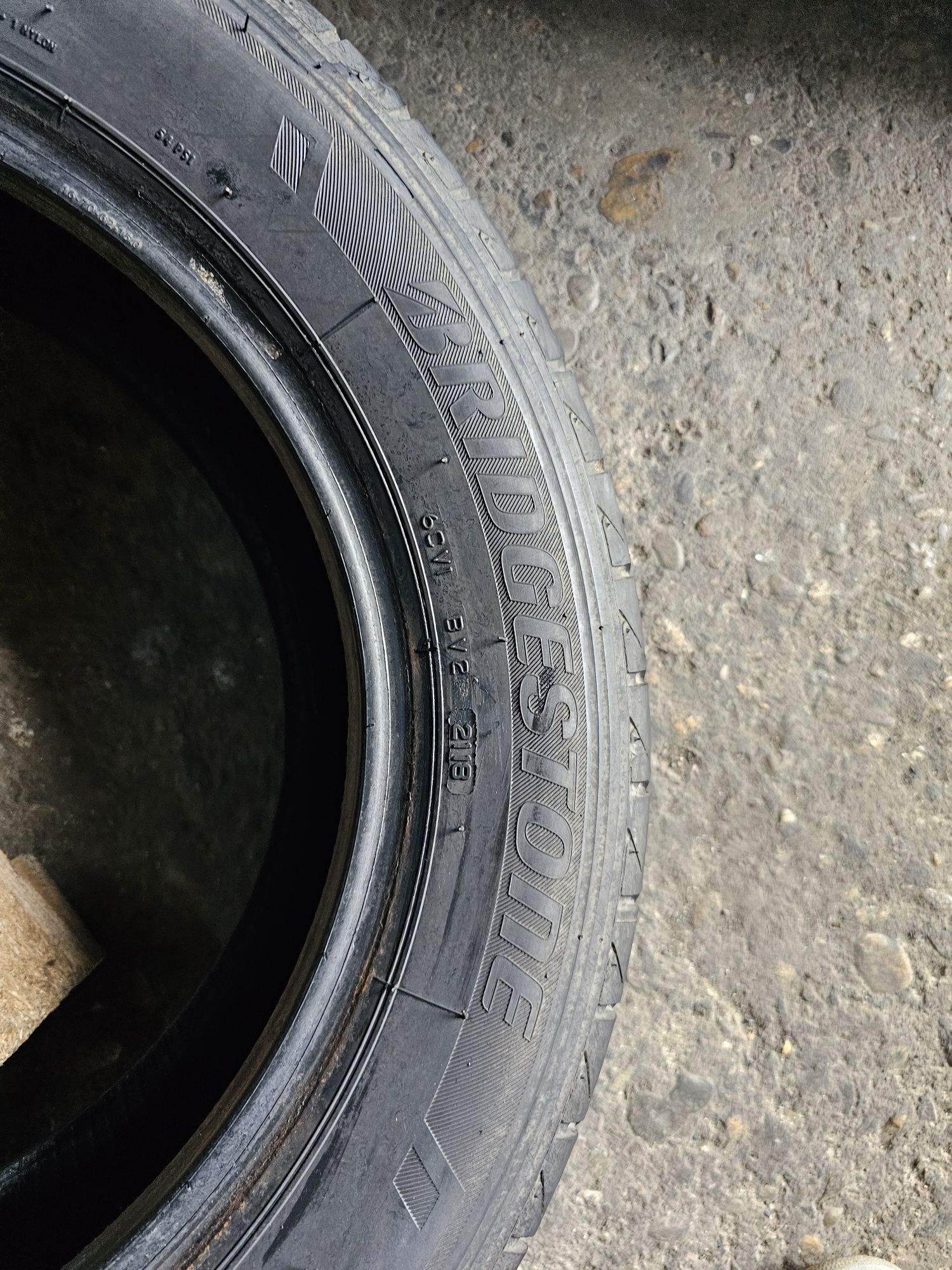 2 anvelope vara 215 60 16C Bridgestone 8.9mm  2018