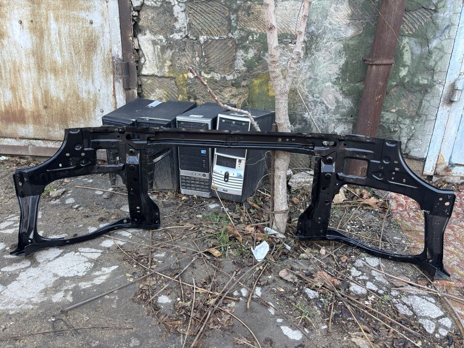 Панель телевизора радиатора Toyota Hilux