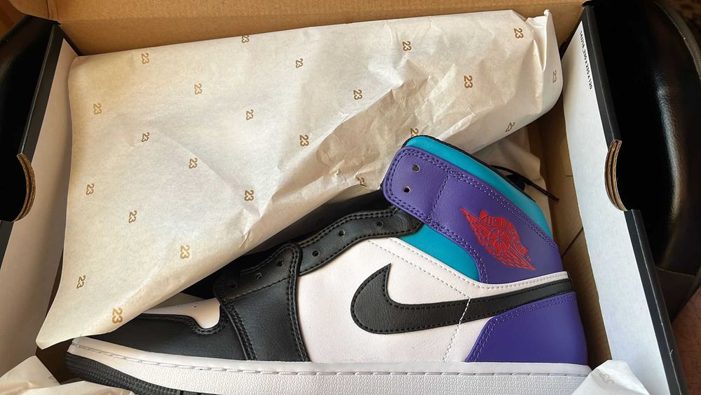 Air Jordan 1 Mid 44.5