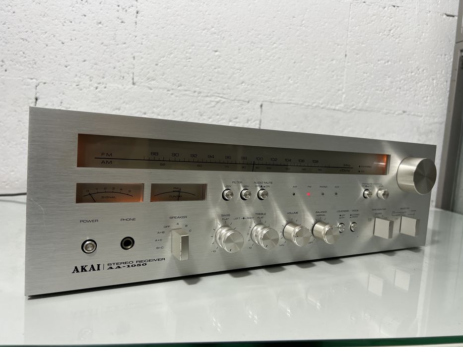 Vand receiver Akai AA-1050