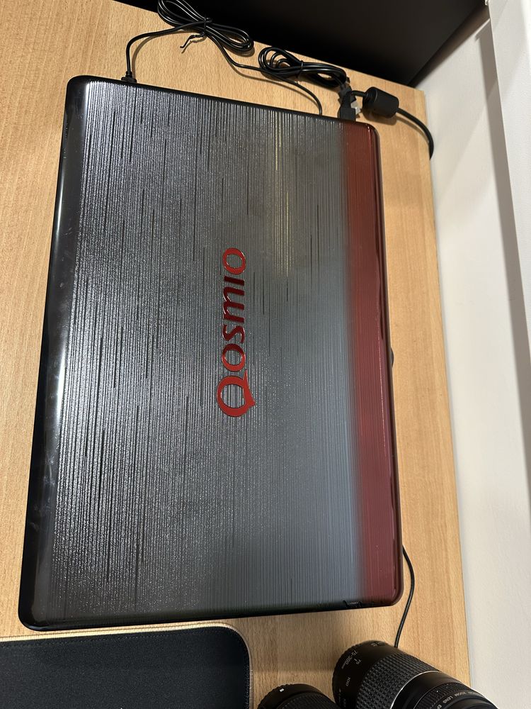 Геймърски лаптоп TOSHIBA QOSMIO