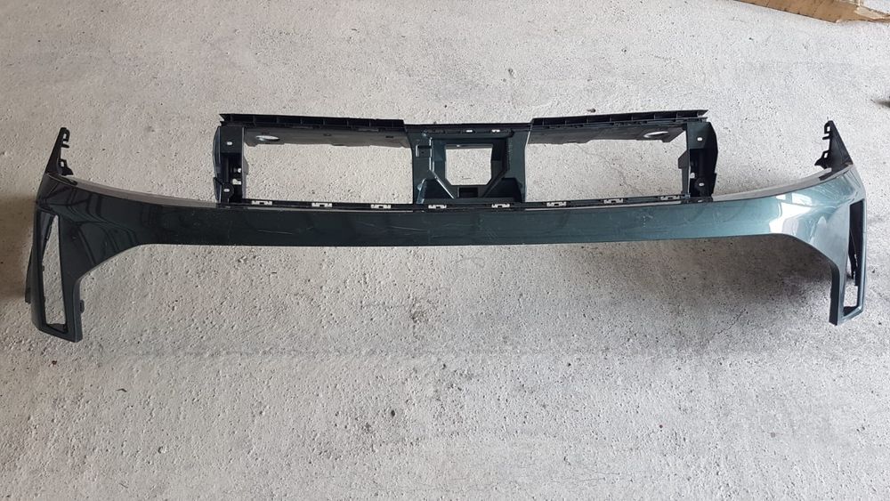 Bara fata Dacia Duster model 2024 2025