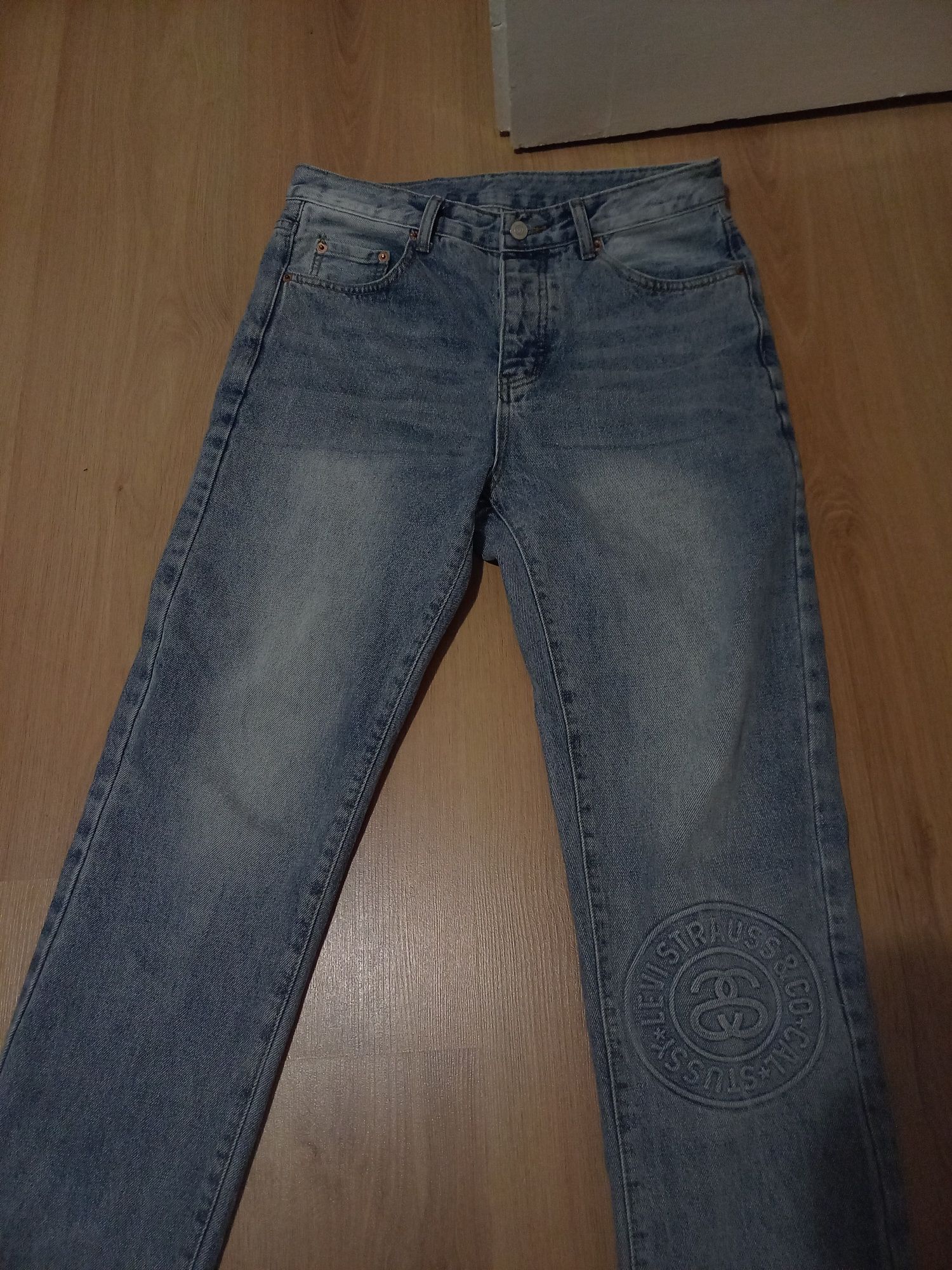 blugi levis 501 stussy