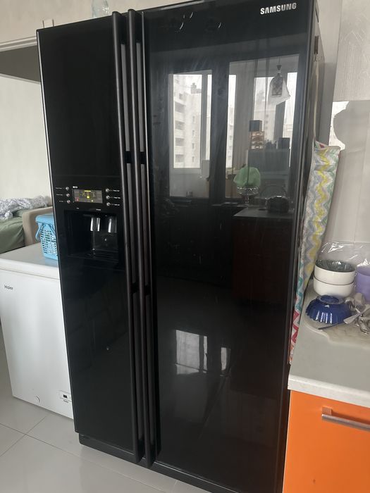 Холодильник двухкамерный