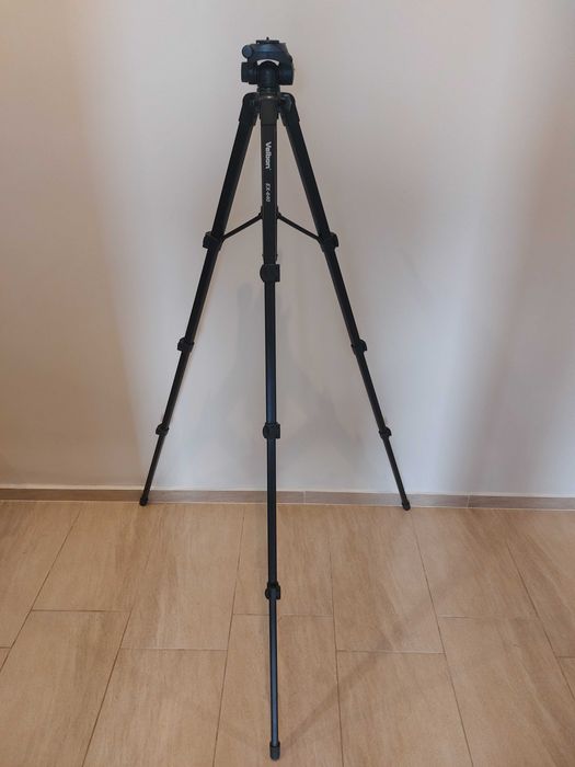 Фотографски статив VELBON EX 640 (използван)