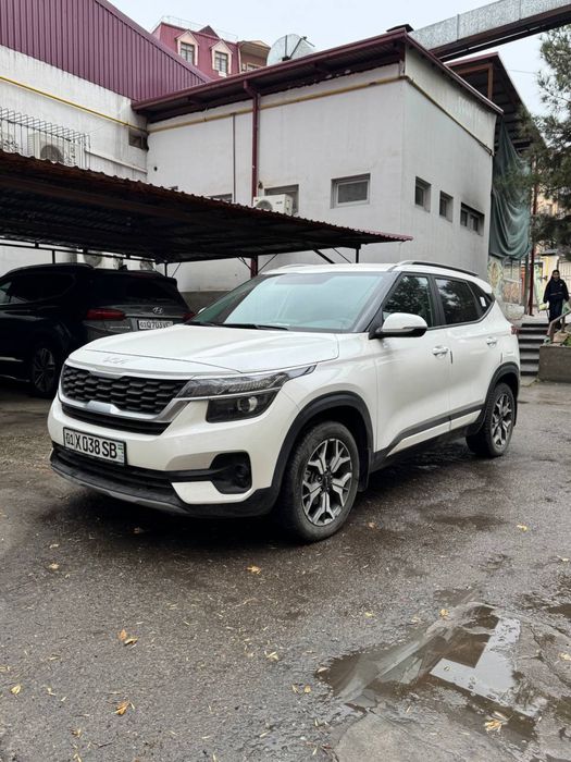 Kia Seltos 2 pozitsiya