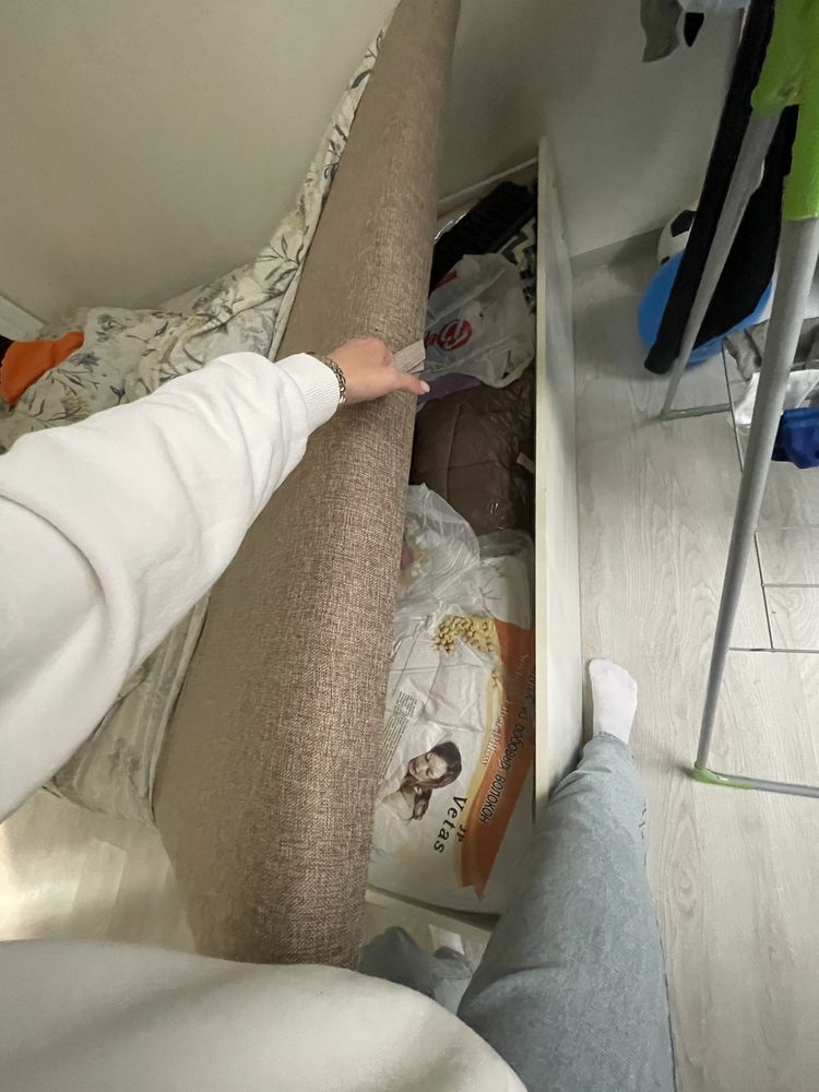 Продам двухспальную кровать