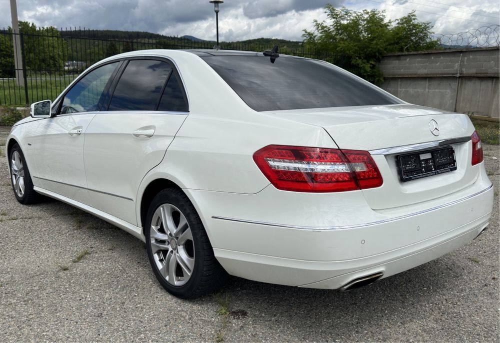 Mercedes-Benz E 350 4Matik Facelift, Камера, Панорама