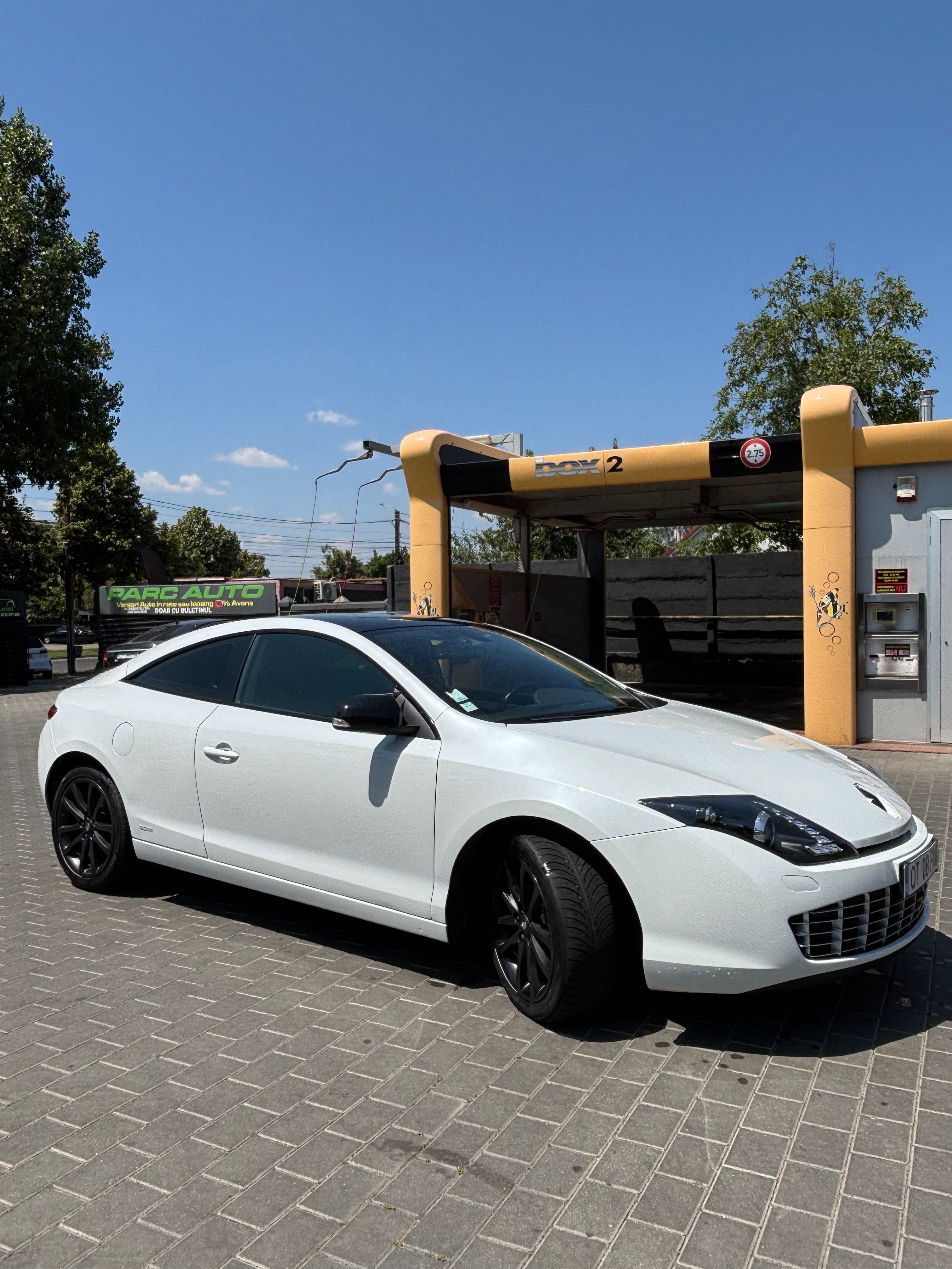 Renault Laguna Coupe