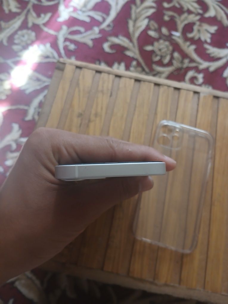Iphone 12 mini ideal tel