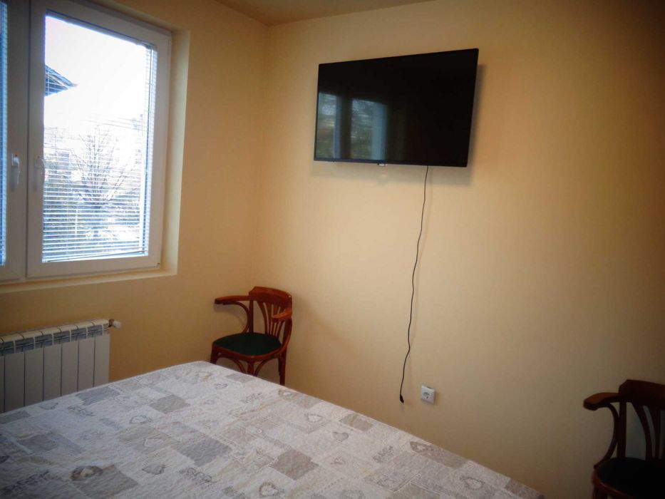 Близо до пл.Знаме на мира, след ремонт, напълно обзаведен и оборудван