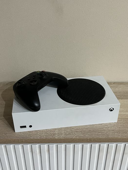 Продаю Xbox series S
