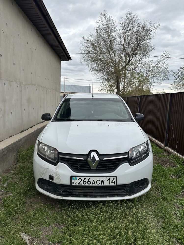 Renault logan 2015