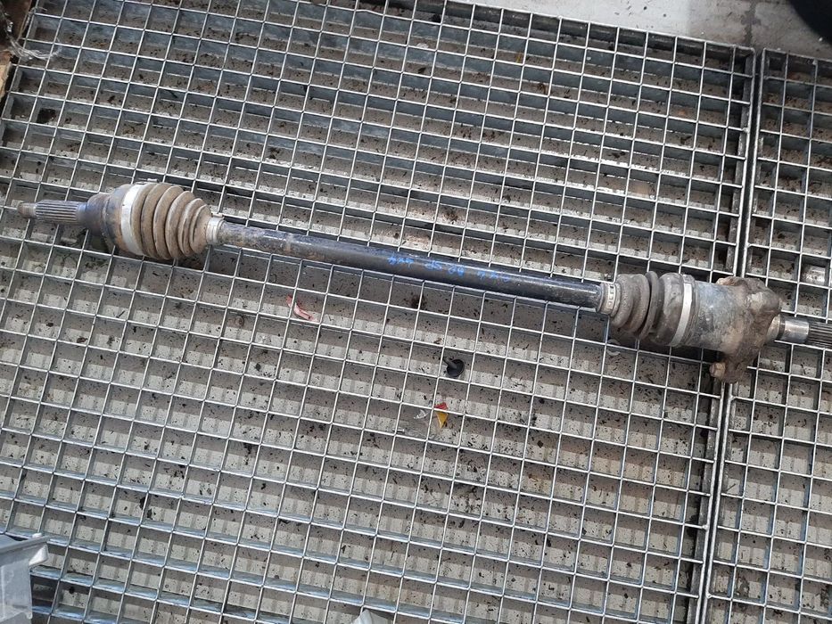 planetara dreapta spate  1.9 d 4x4 suzuki sx4