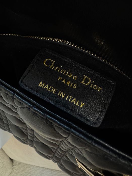 Dior-Оригинална чисто нова дамска кожена чанта