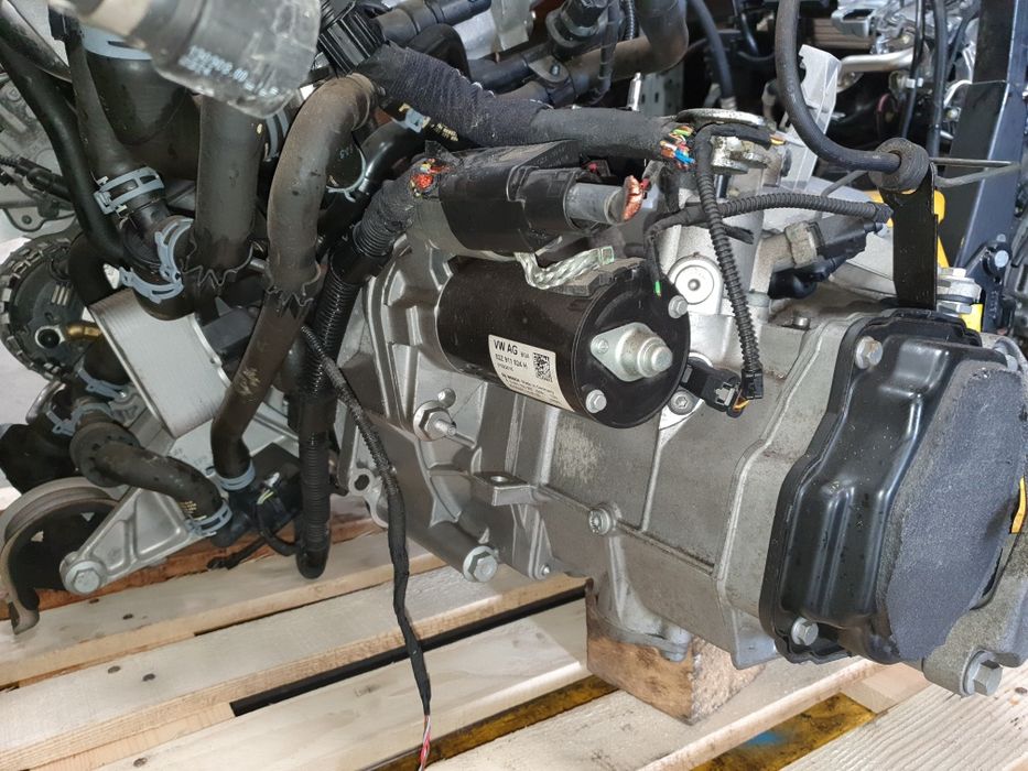 Motor VW T5, T6  2.0 tip motor CAA, 35000 km dezmembrari autoutilitare