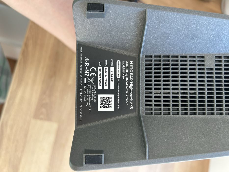 NETGEAR Nighthawk WiFi 6 Mesh Range Extender EAX80