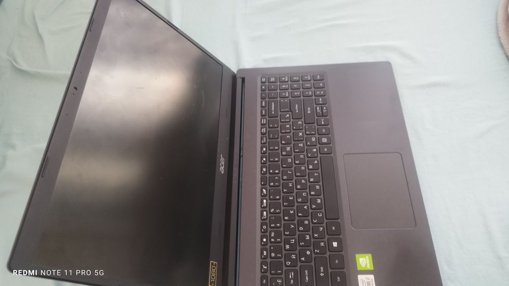 Notebuk  core7 holati yahshi