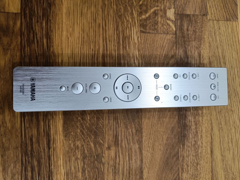 Vând Yamaha A-S1200 – Amplificator stereo high-end cu garanție activă