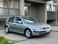 Vând Volkswagen golf 4