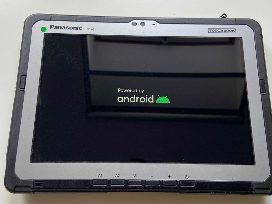 Panasonic Toughbook FZ-A3 таблет, 8x CPU, 4GB RAM, 64GB, 2 батерии