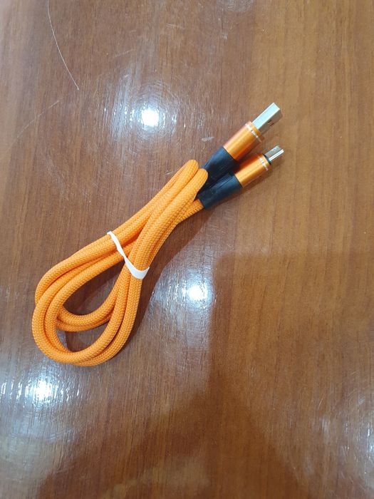 Sifatli orange micro-USB kabel