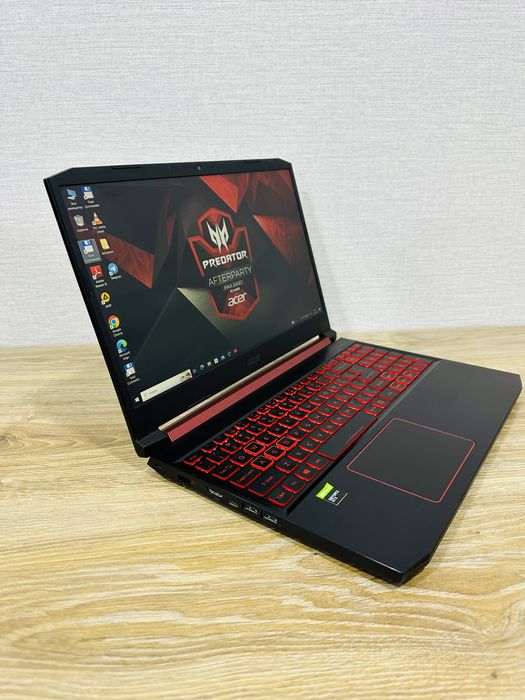 Недорого ACER Nitro Core i5-8 Ядерный с мощной GTX1650 Видеокартой