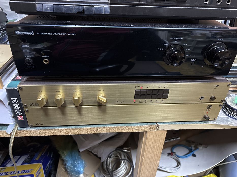 Усилвател Sherwood AX-9R