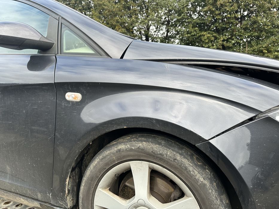 Far drepta aripa drepta seat altea motor 20 bkd turbina injectoare