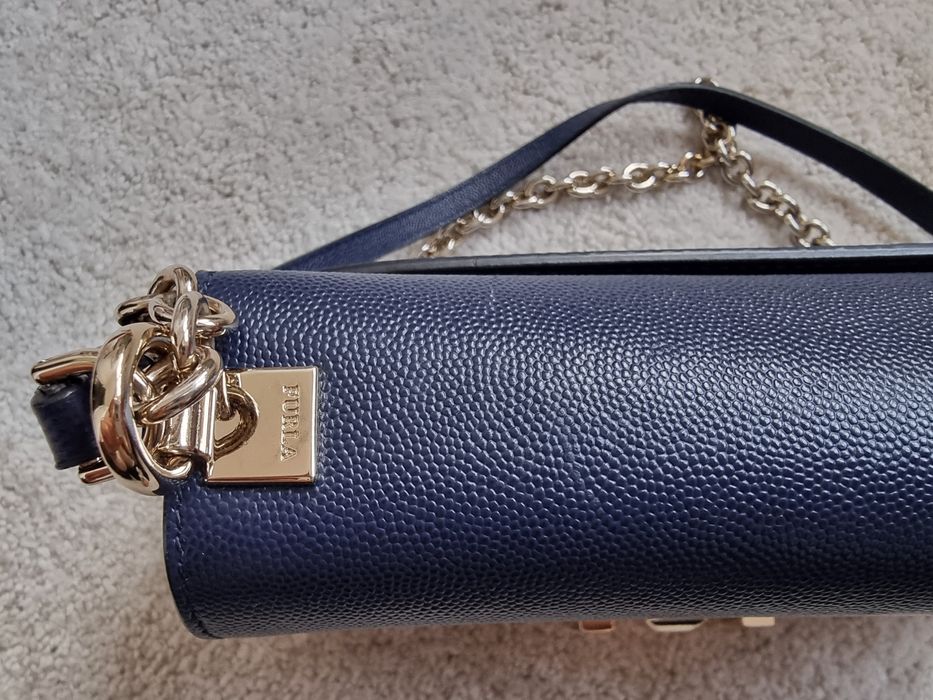 Продавам чанта Furla Mimi