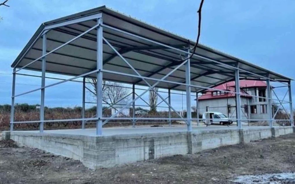 Accept. Variante. Auto. Hale metalice industriale  
- Hale agricole, a
