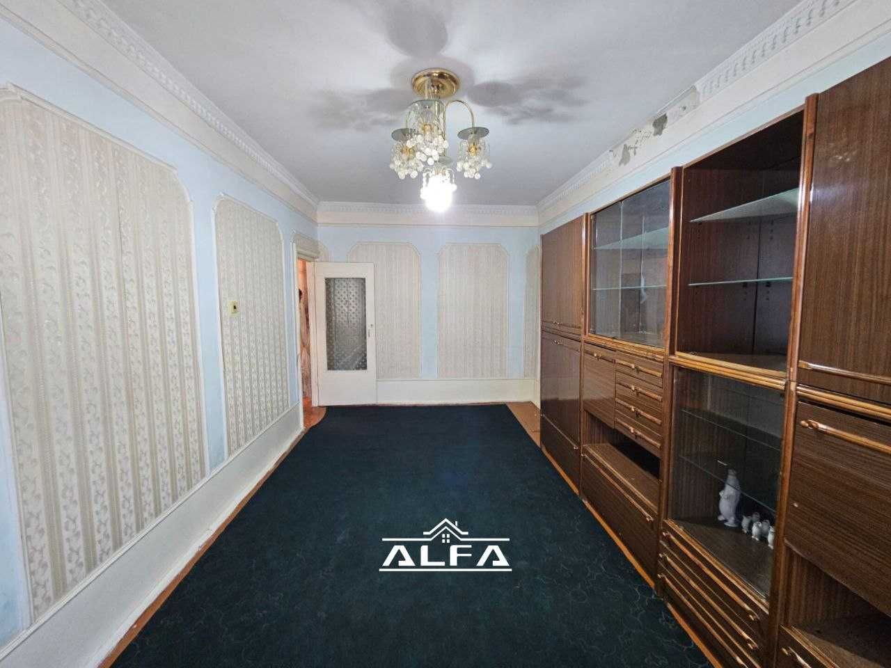 3 xonali 84m² 1-qavat. +yer maydoni va padval ham bor.