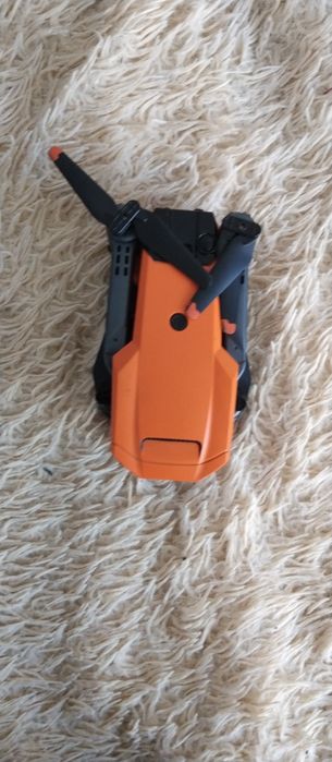 Дрон p8 4k продаю